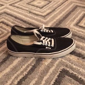 Black Vans size 10